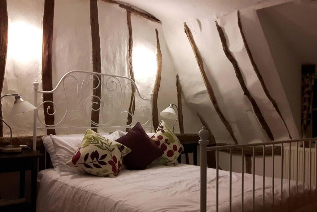 Entire Thatched Cottage Melbourn Extérieur photo